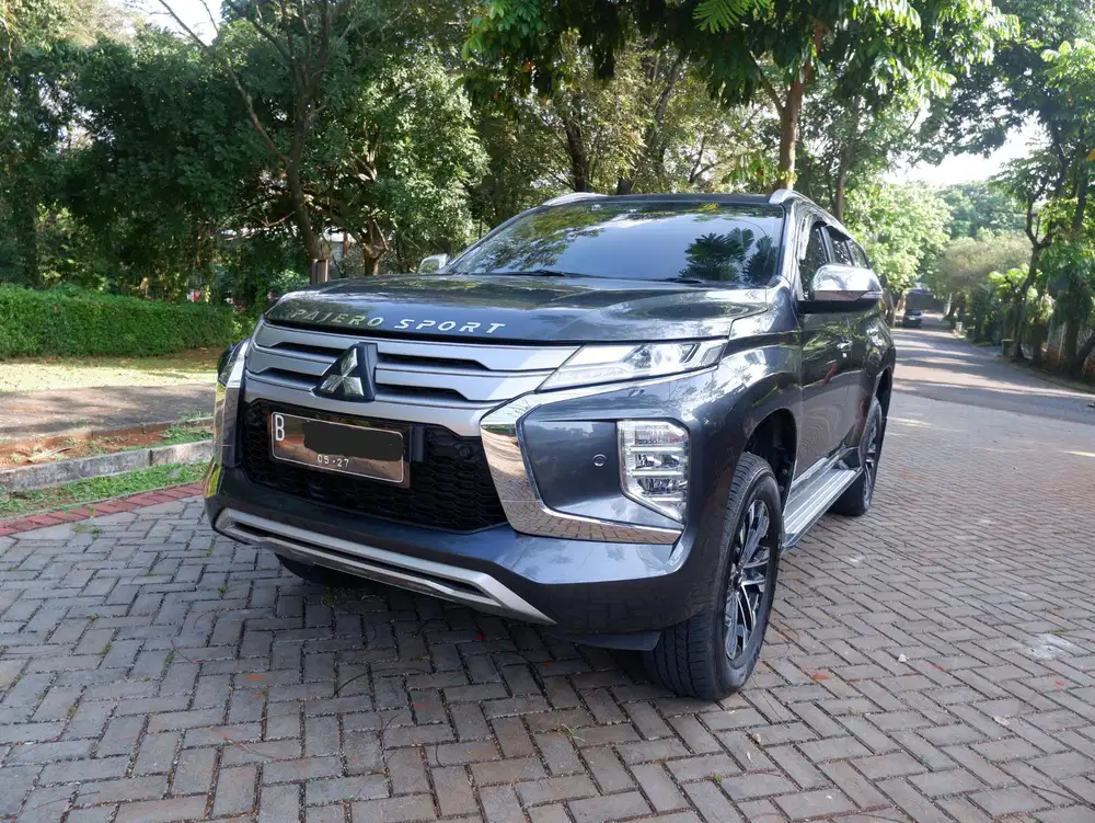 Mitsubishi Pajero Sport Dakar 2022 4x2 Diesel - Graphite Gray Metallic