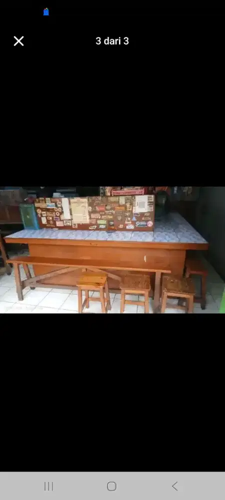 Meja warkop dan perlengkapannya