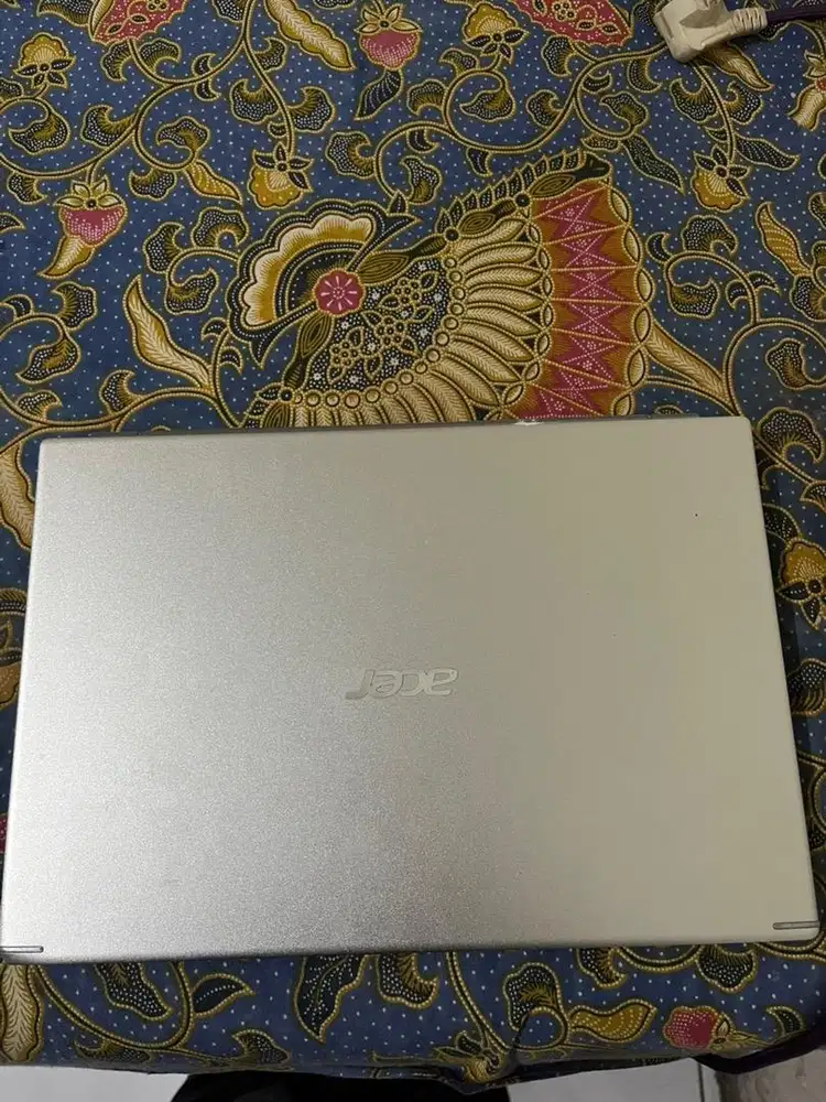 Laptop Acer Aspire 5 Slim i5 8/512