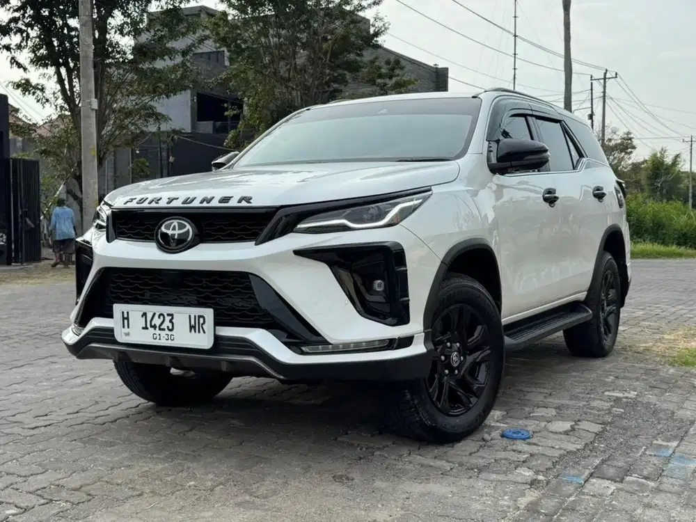 Km 8rb! Fortuner Legender VRZ GR 2.8 TSS Aero Package Seperti Baru!