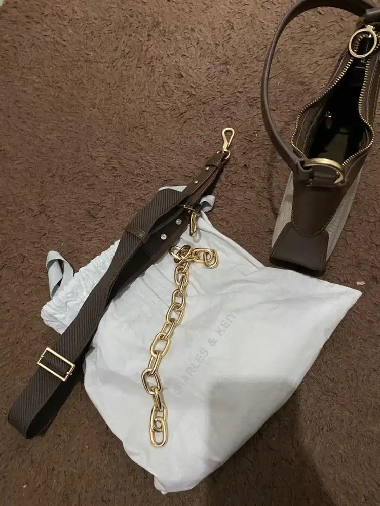 Jual cepat charles&keith