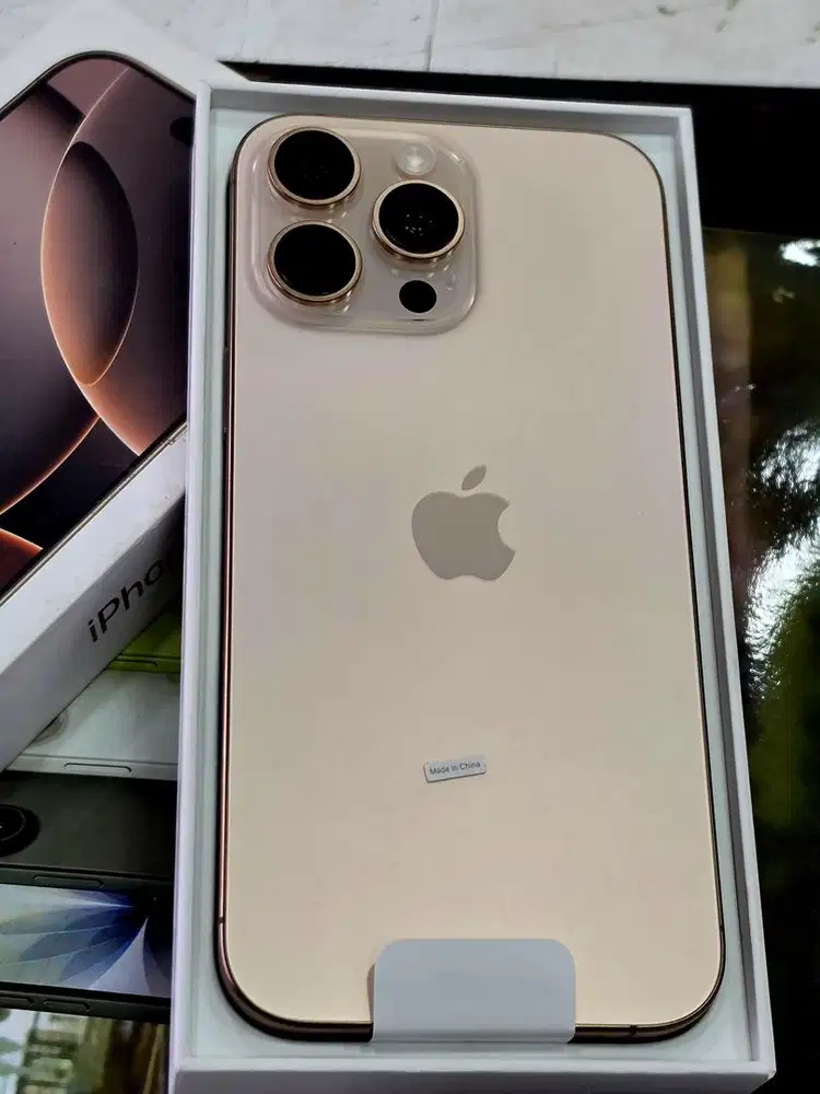 iPhone 16 Promax 256 gb ex iBox bh 100% 10 hari pakai garansi aktif