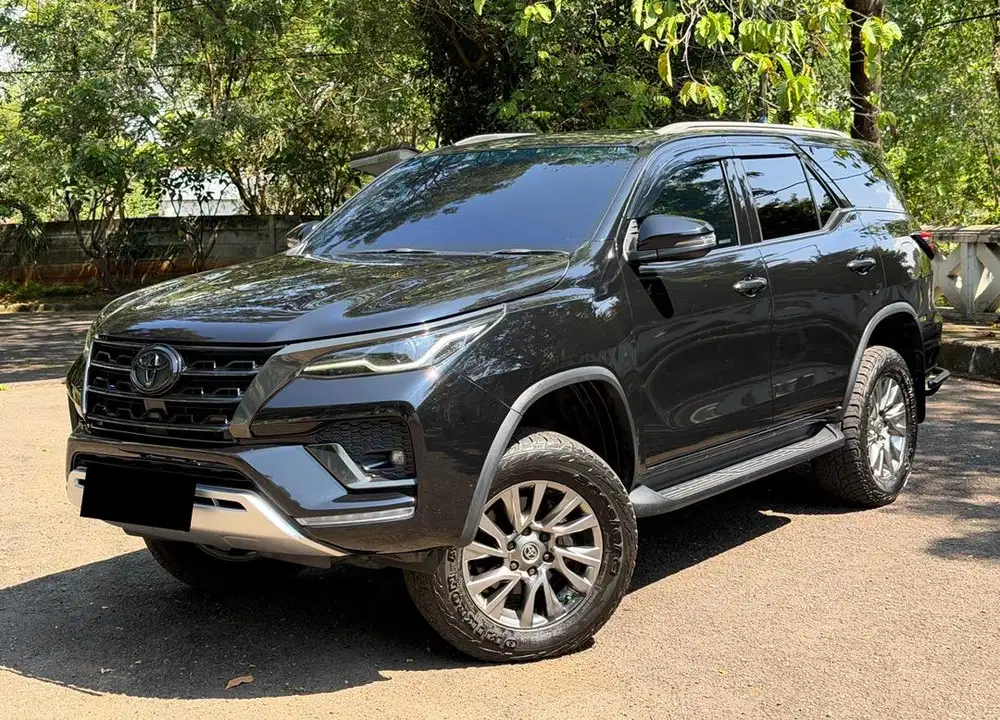 [KM 30 RB] Toyota Fortuner 2.8 VRZ Diesel 2022/2023 Istimewa Like New