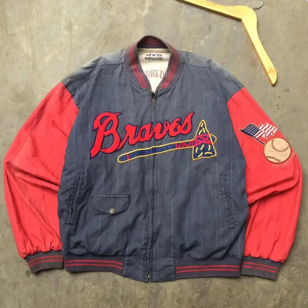 THE VINTAGE 1991 ATLANTA BRAVES VARSITY STYLE JACKET