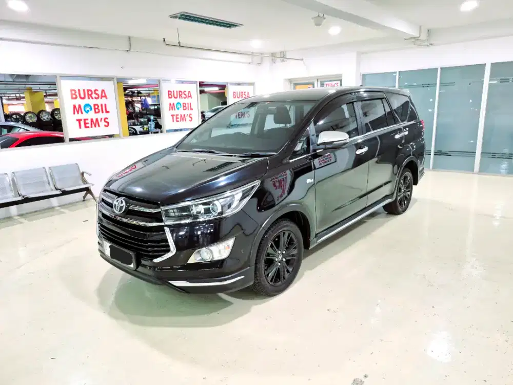 KM 20RB! TOYOTA INNOVA VENTURER 2.0 MANUAL 2018 BENSIN NIK 2017 GRESH