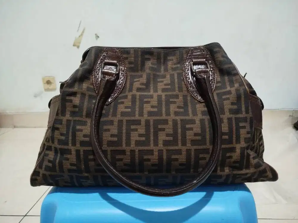 100-B Preloved Tas Fendi Zucca Du Jour FF Italy ORIGINAL