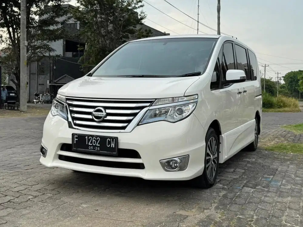 Km 60rb! Nissan Serena Hws Star 2017 Antik!