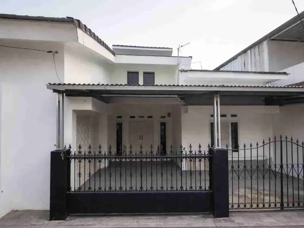 DIJUAL Rumah Nyaman Terawat Untuk Tinggal Atau Usaha Di Cisaranten Arcamanik Bandung