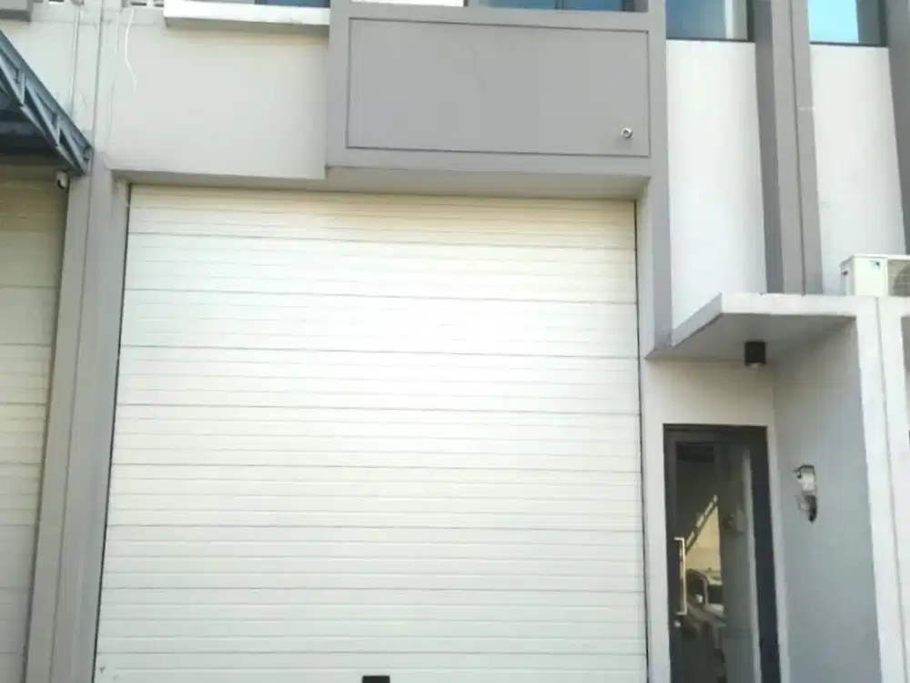 Gudang Taman Tekno BSD 2lt luas 120 6x22m Tangerang Selatan