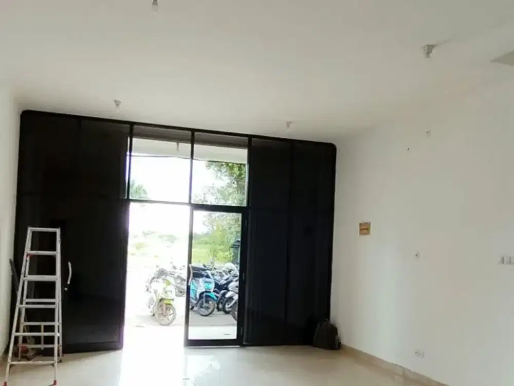 Bangunan Komersil Ruko di Sentra Niaga 5 Harapan Indah Bekasi