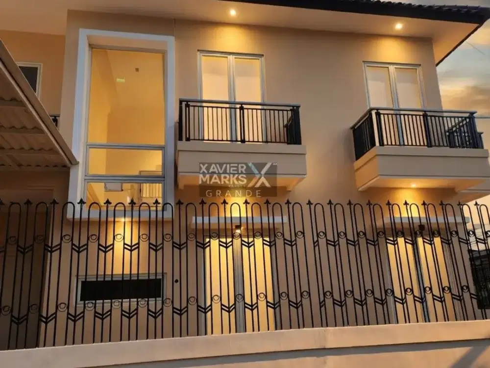 Disewakan Rumah Baru Gress di Semolowaru, Kota Surabaya