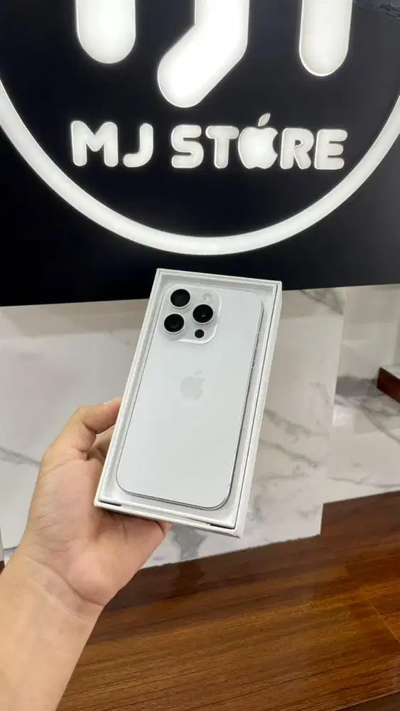 iPhone 16 Pro 128 gb ex iBox bh 100% garansi sampai November 2026