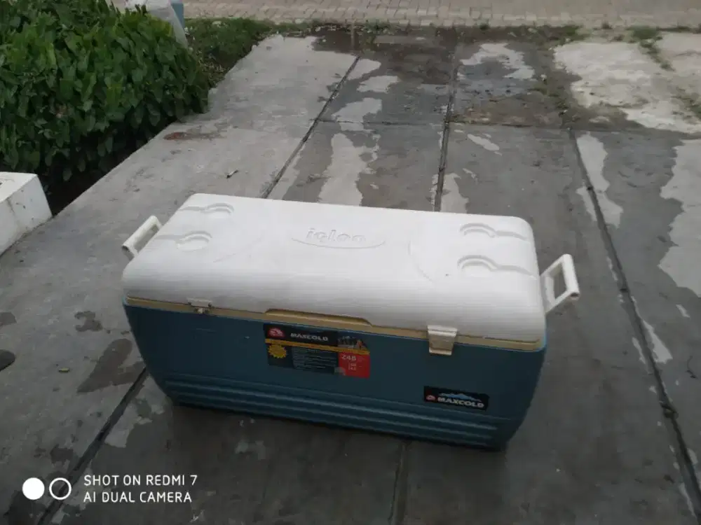 Cooler/Ice Box Igloo 142 liter