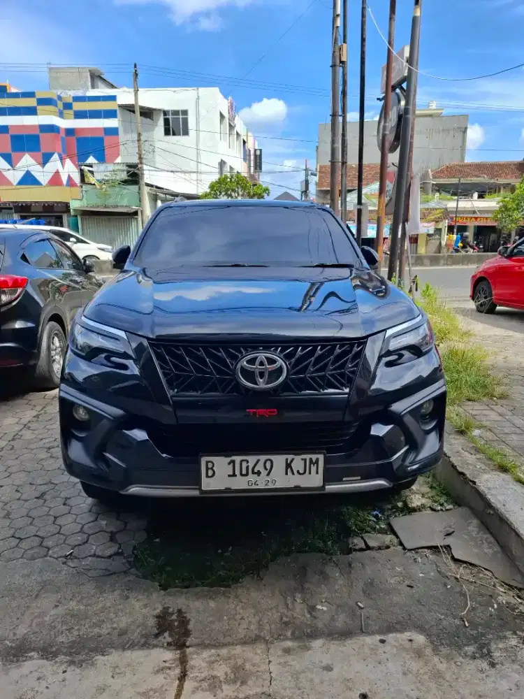 Fortuner TRD sportivo AT 2019