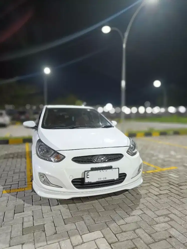 Hyundai Grand Avega AT 2013