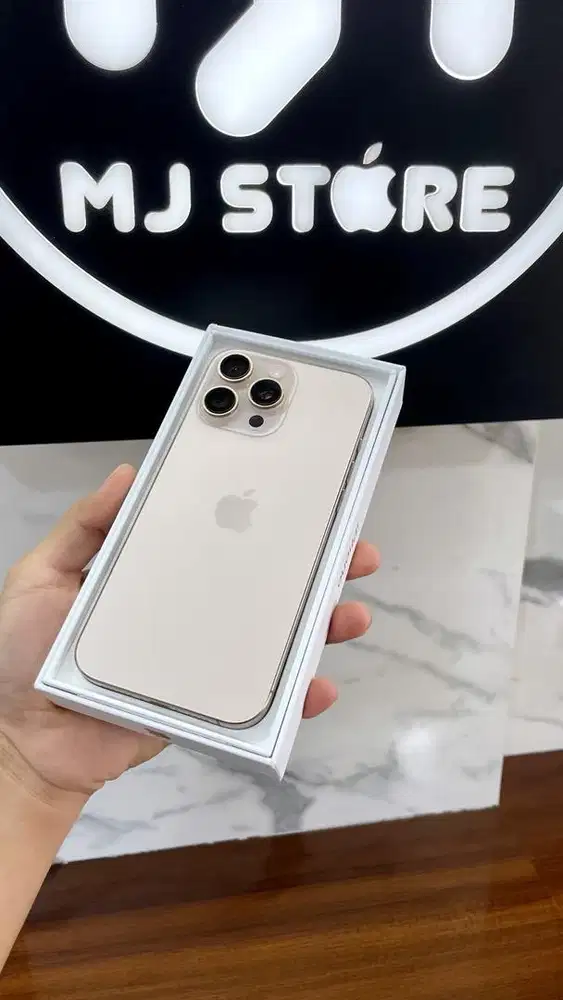 iPhone 16 Promax 256 gb ex iBox bh 100% garansi sampai Desember 2026