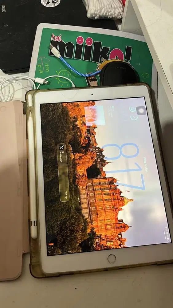 Ipad gen 8 128 gb dan apple pencil gen 1