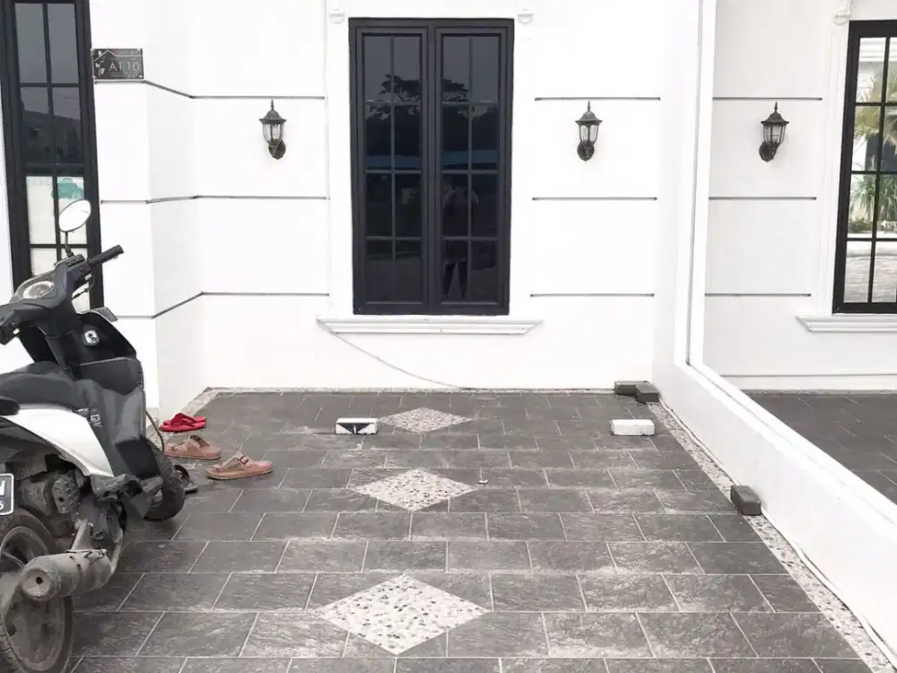 DIJUAL CEPAT RUMAH SIAP HUNI 1 LANTAI BERNUANSA AMERICAN CLASSIC di  CURUG BSD