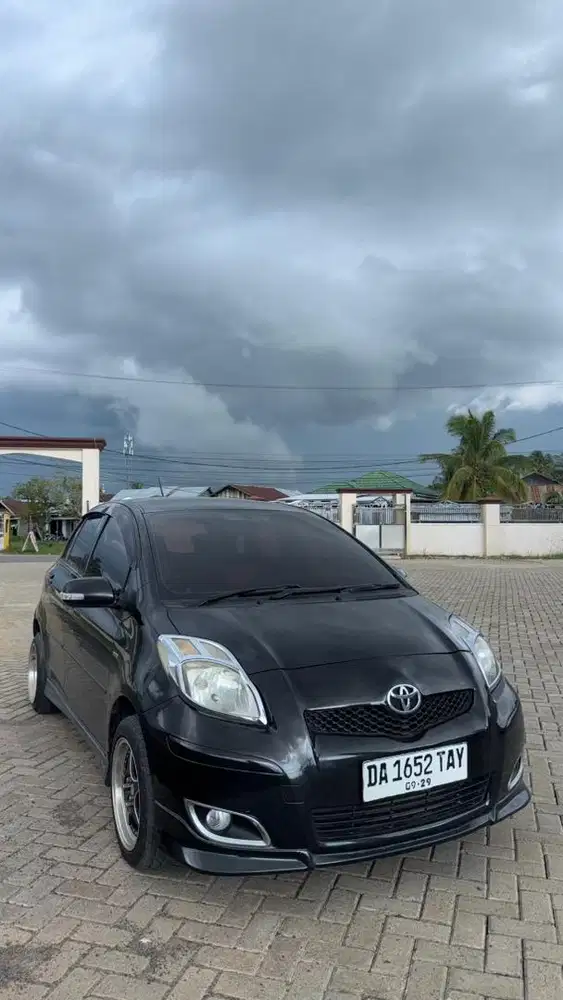 Yaris S limited matic 2011
