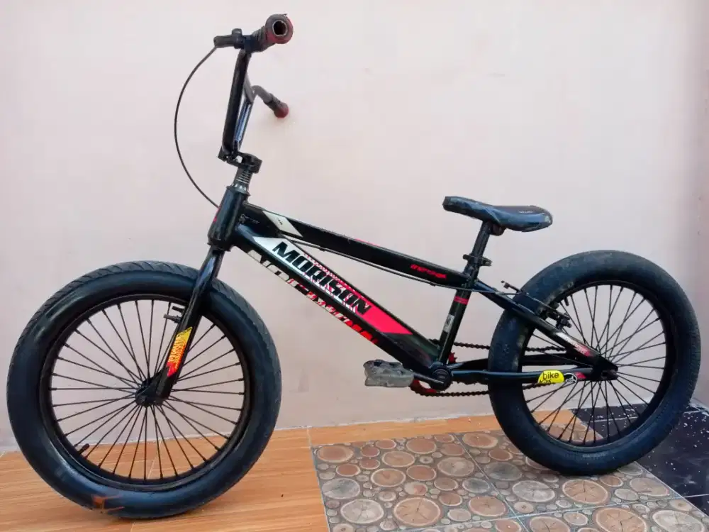 Sepeda BMX 20 Ban JUMBO.