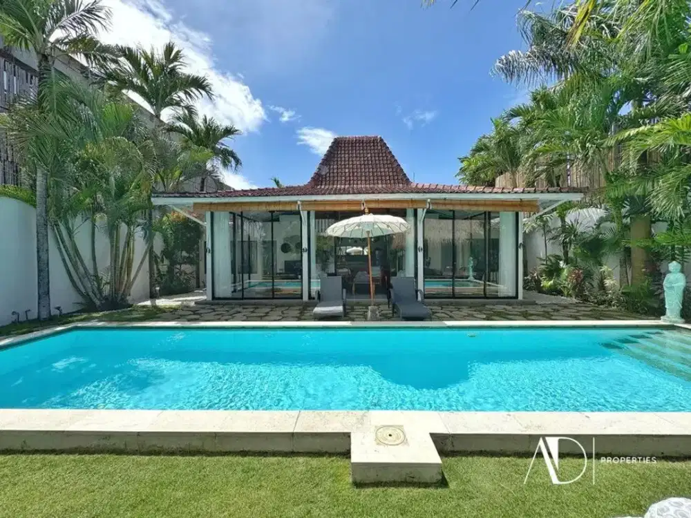 LEASEHOLD (14 YEARS) | JOGLO-STYLE 4-BEDROOM VILLA IN OBEROI SEMINYAK