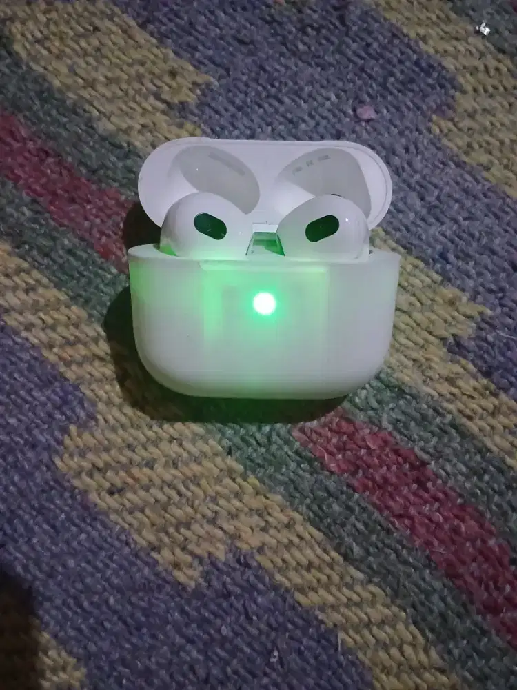 AirPods A2084 normal tes