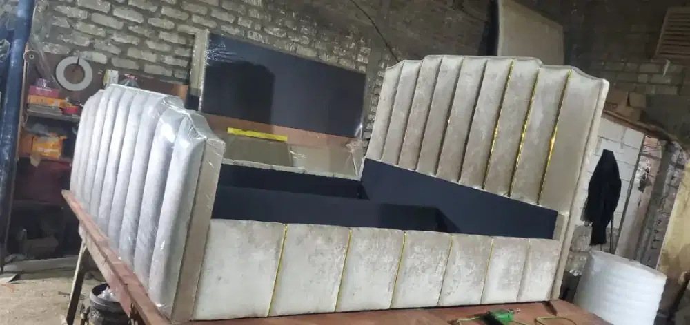 Dibutuhkan helper mebel, tukang kayu