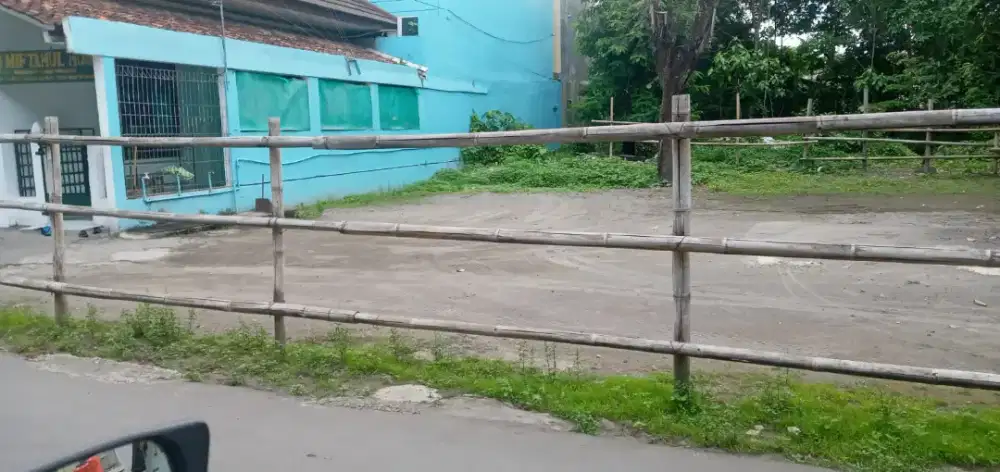 Tanah bagus mepet Masjid dekat ke UGM di kutu Tegal mlati Sleman Yogya