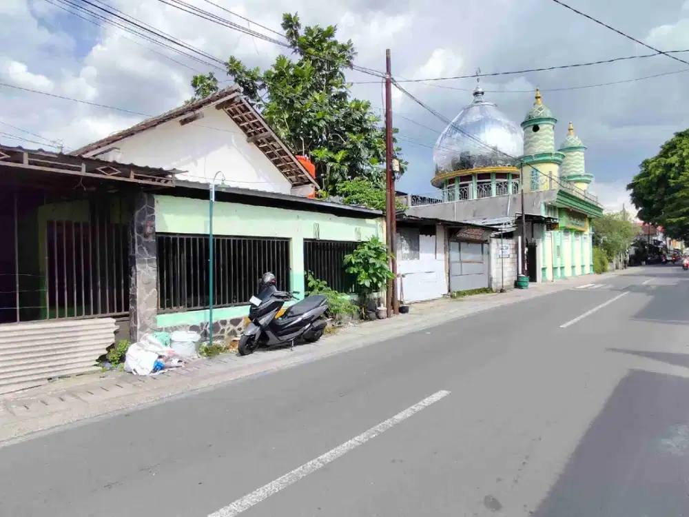 rumah harga tanah pajang laweyan solo