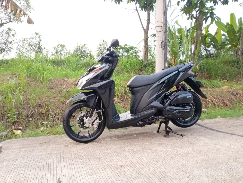 Honda Vario 125 kzr ISS 2014
