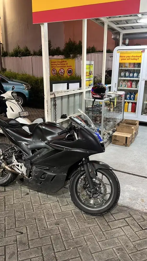 Yamaha R25 2014
