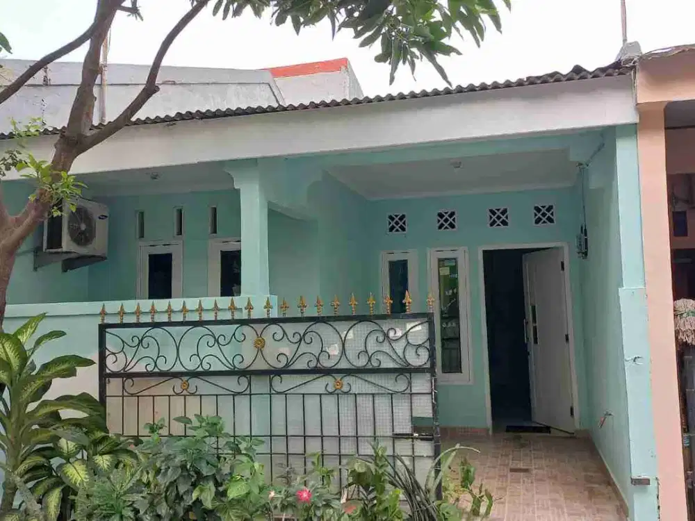 Rumah dijual di Villa Mutiara Gading 3 Taman Kebalen