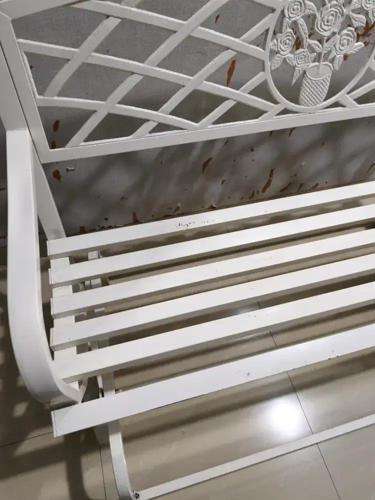 Kursi Goyang Ace Hardware