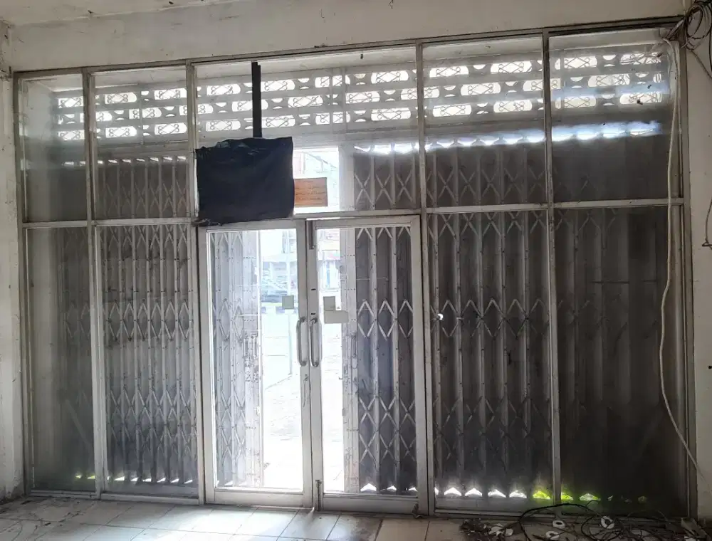 Partisi & pintu dobel kaca alumunium