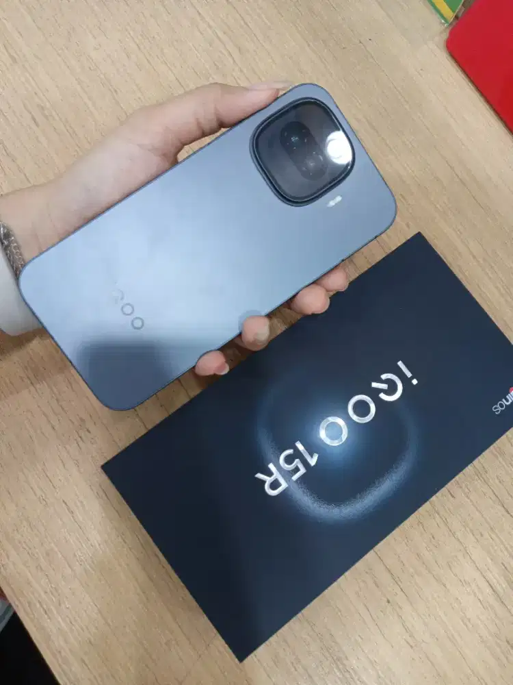 IQOO 15 R 13/512 Cicilan 0% Tanpa DP Bisa Tukar Tambah