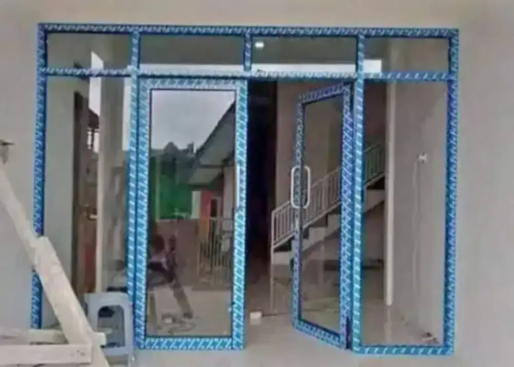 Pintu ruangan aluminium