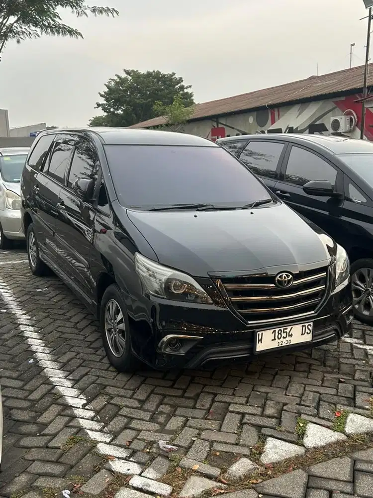 Toyota Kijang Innova 2014 V Diesel Matic 2KD Istimewa