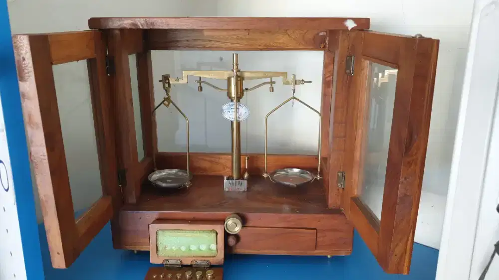 Timbangan obat/Farmasi