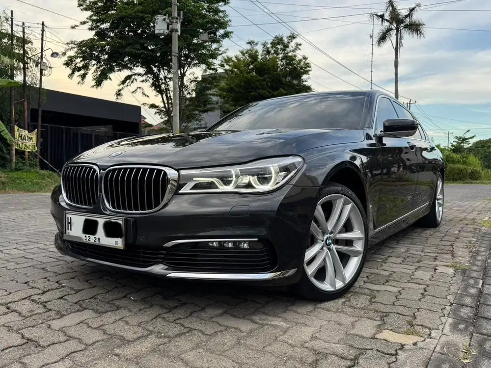 Odo 20rb! BMW 730li G12 2021/2019 Antik!