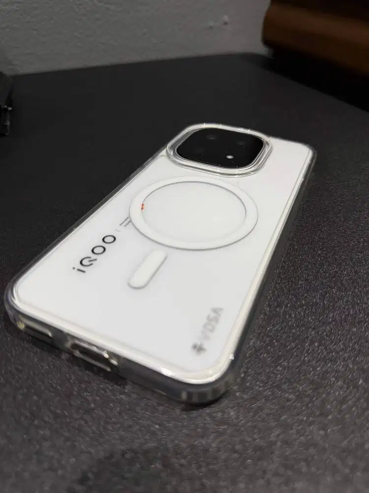 IQOO 15 5G 16/1TB ( MULUS LIKE NEW )