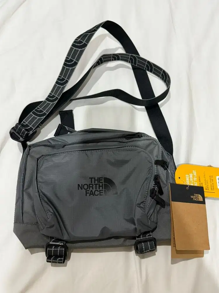 NEW The North Face Tas Selempang