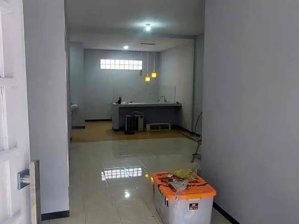 Rumah 2 Lantai Dalam Komplek Antapani, Siap Huni Aman dan Nyaman