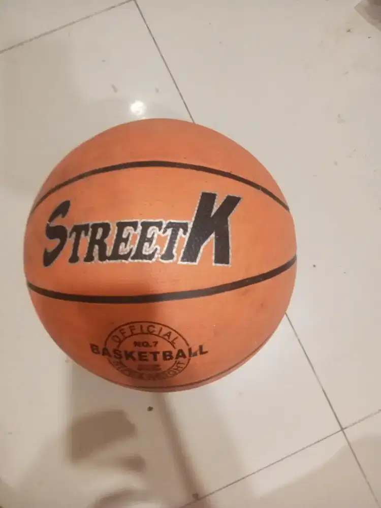 Bola Basket bekas size 7