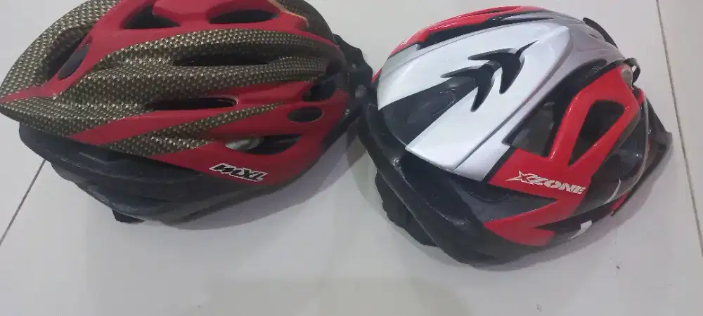 Dijual helm sepeda 2 buah