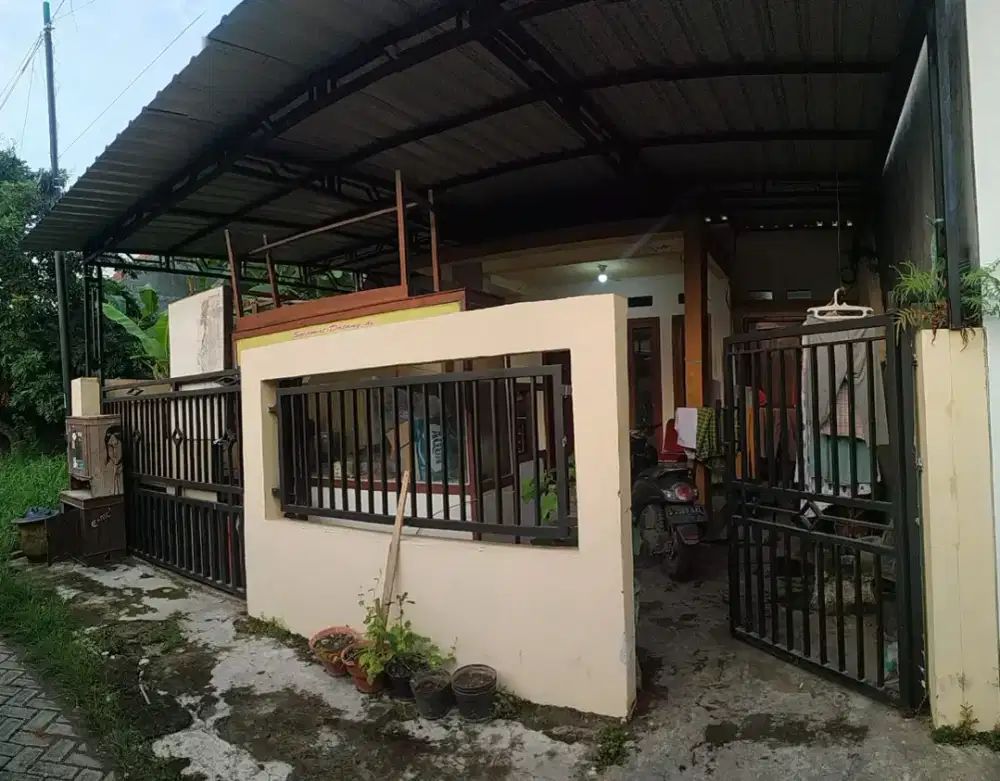 Dijual Rumah Strategis Dekat Stasiun & Terminal, Akses Mudah