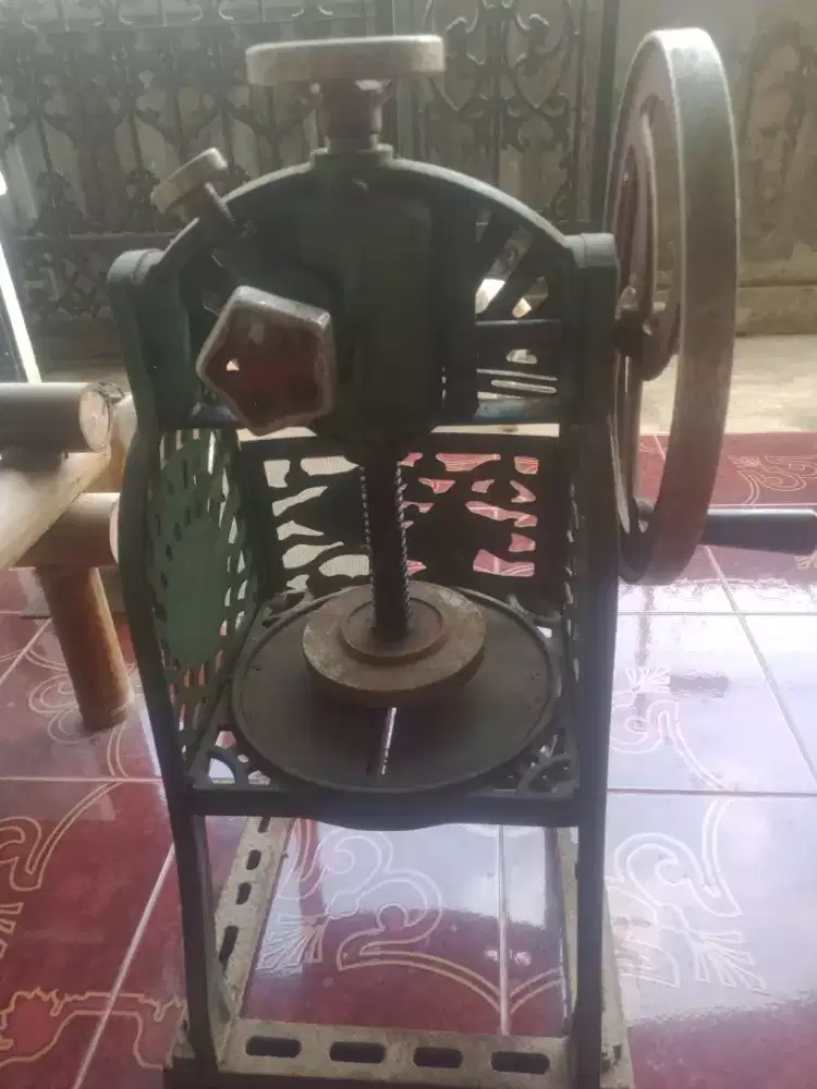 Mesin Serut Es Manual