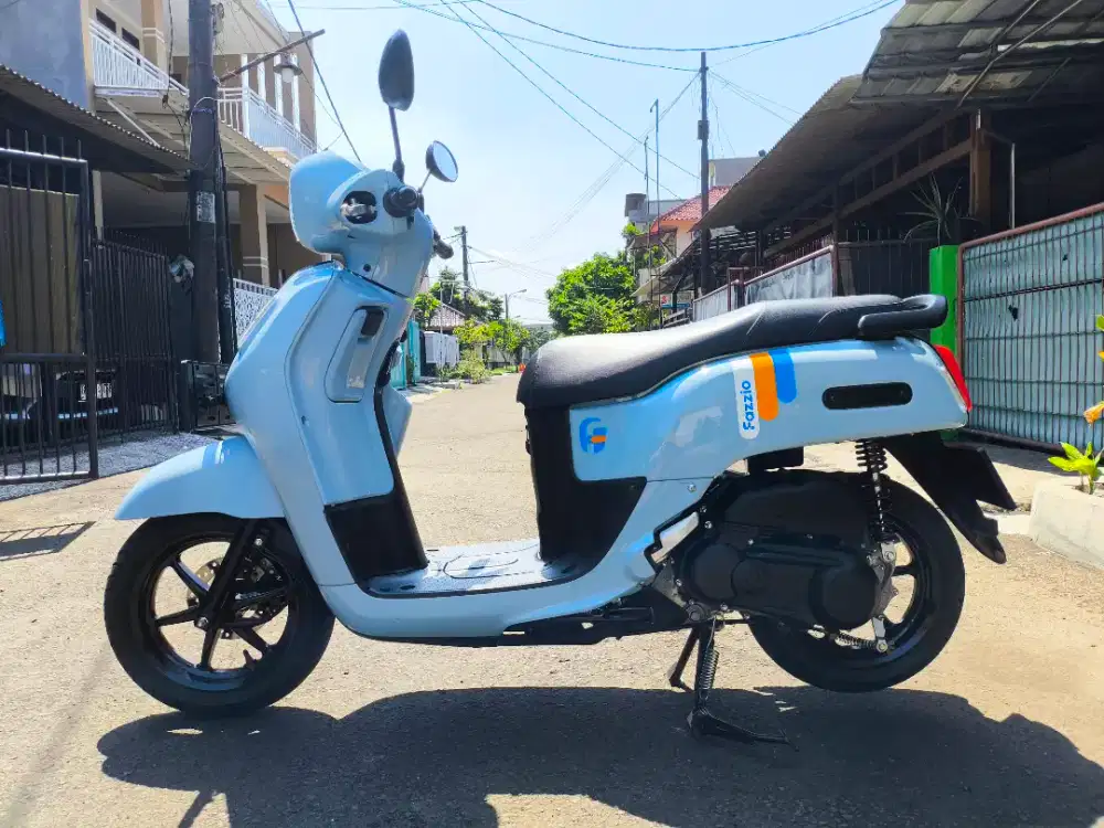 Yamaha Fazzio Hybrid Neo Connected 2025