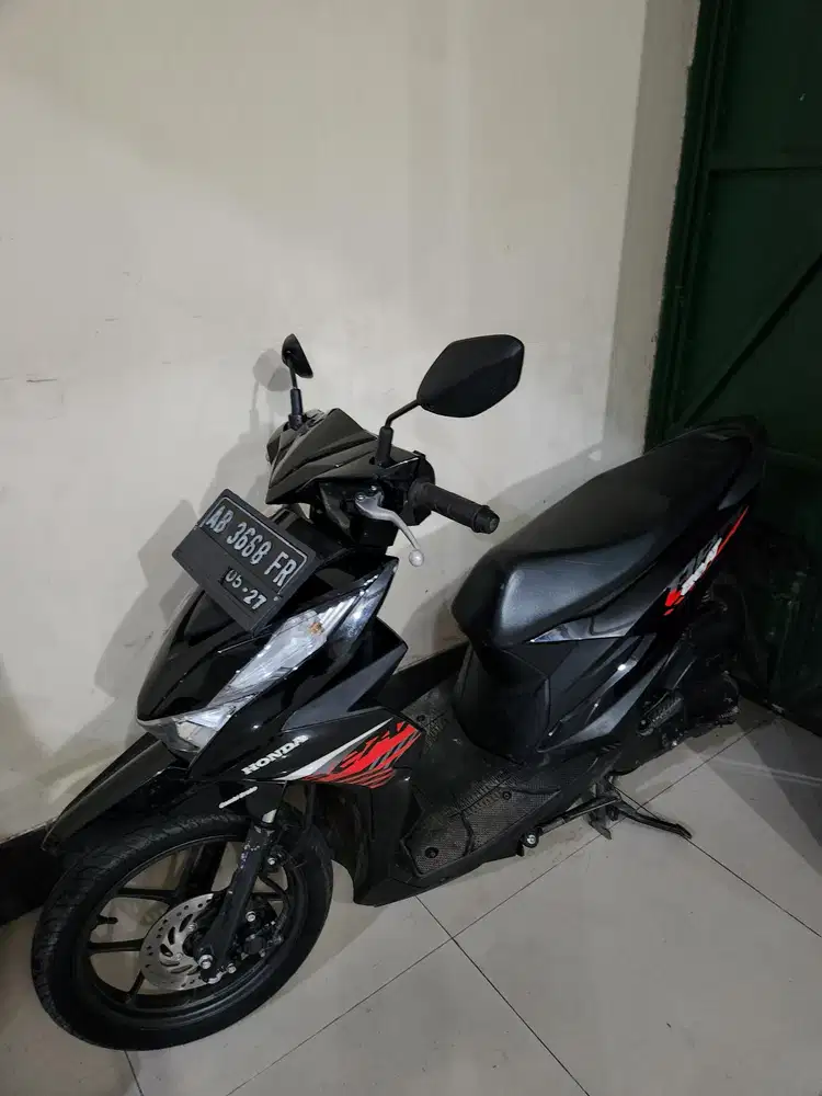 Beat hitam 2022 gbm bisa tunai atau kredit