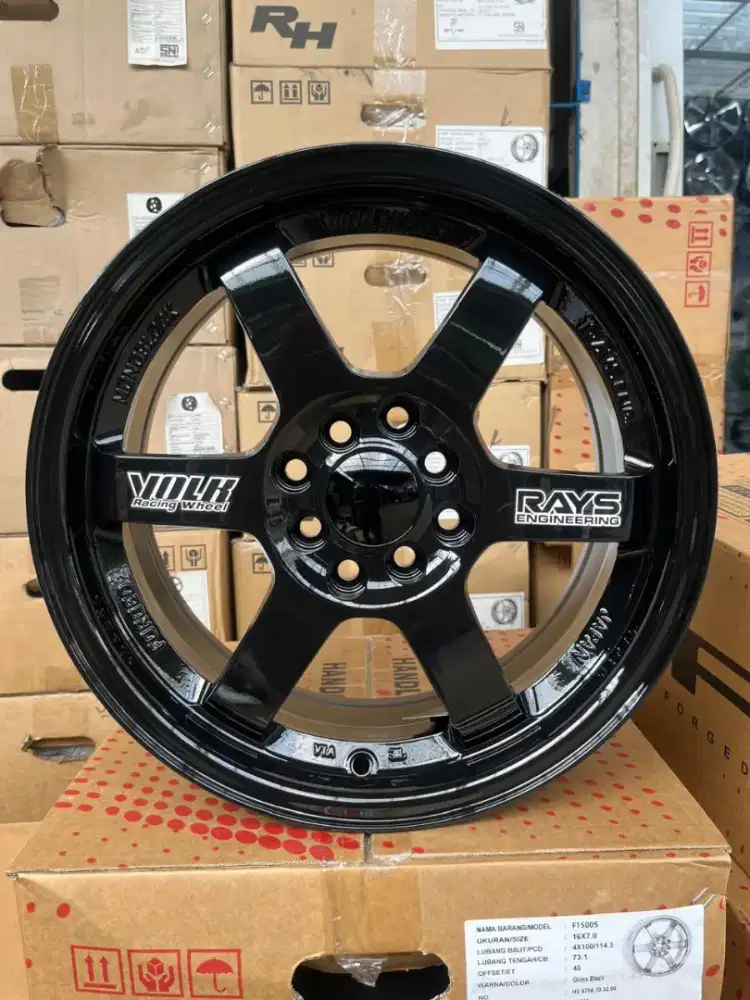 Rays te37 ring 16 lebar 7 pcd 4x100/114,3 ET 40 avanza livina vios