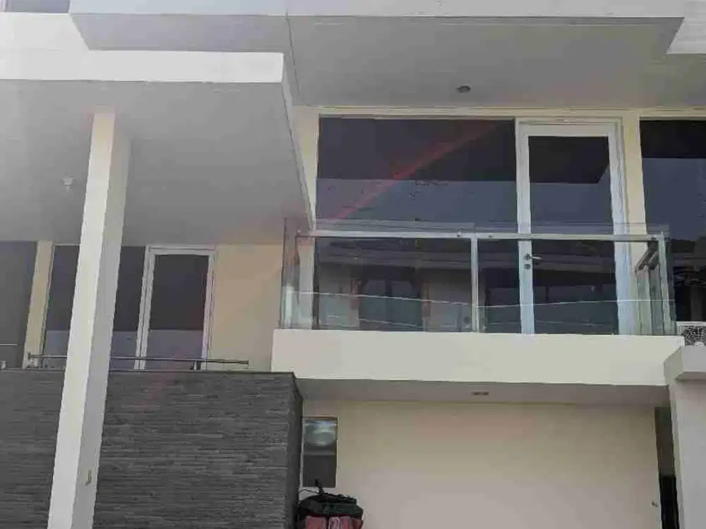 Disewa Rumah Hoek Citra 8 Aeromansion, Jakarta Barat
